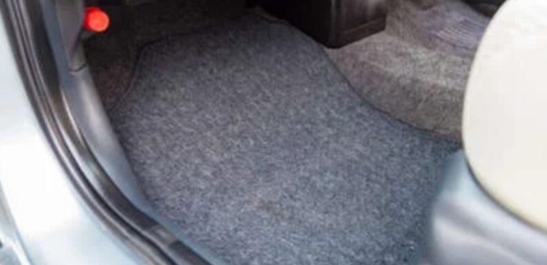 Covorașe auto textile pentru o călătorie confortabilă